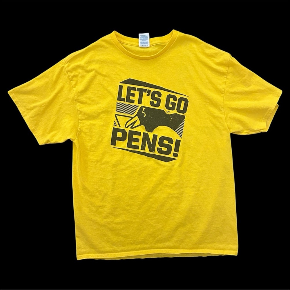 Pittsburgh Penguins Yellow “Let’s Go Pens” Graphic Tee Vintage